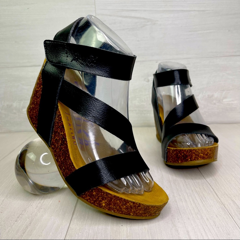Blowfish Malibu Women's Black Hapuku Wedge Sandal Size 7 Cork Ankle Strap